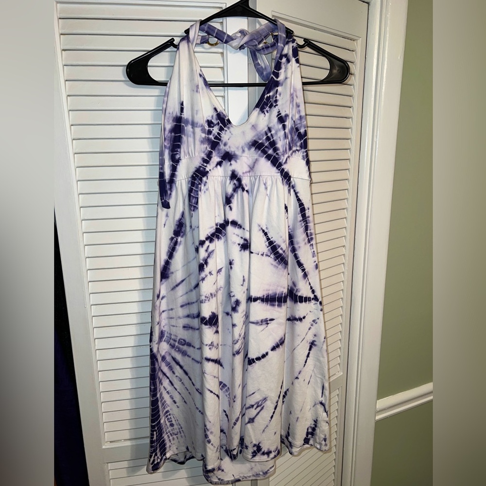 Victoria Secret Blackless Tie Dye Dress with Built in Bra. Size XL.